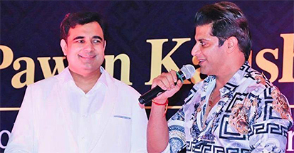 astrologer pawan kaushik with famous Indian television actor Karanvir Bohra
