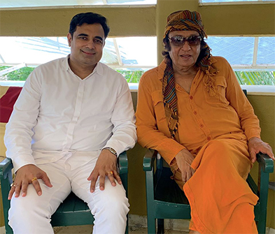 astrologer pawan kaushik with famous 90’s actor ranjeet 